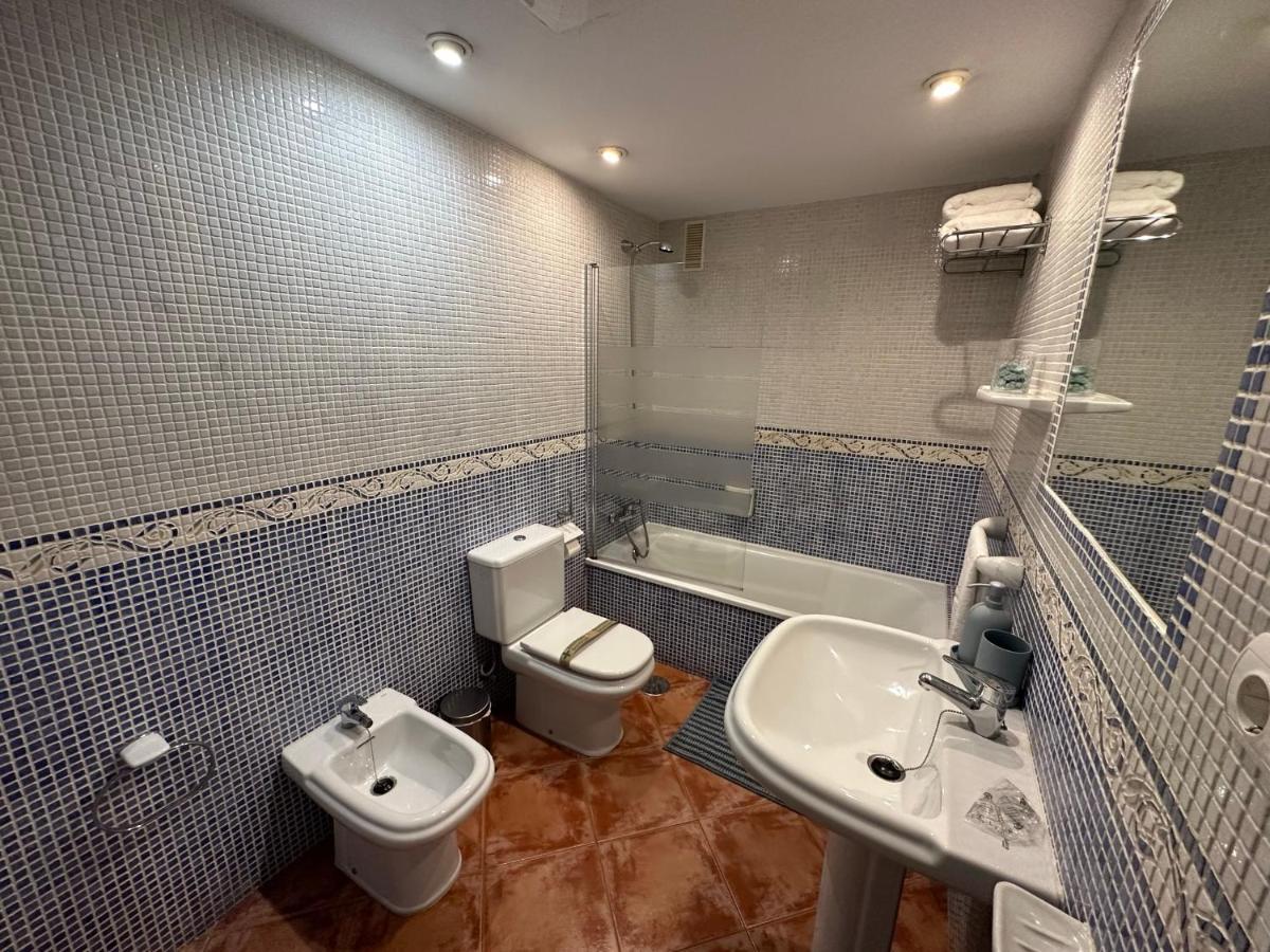 Apartamento Con Vista Al Mar En La Mitica Nogaler Torremolinos Kültér fotó